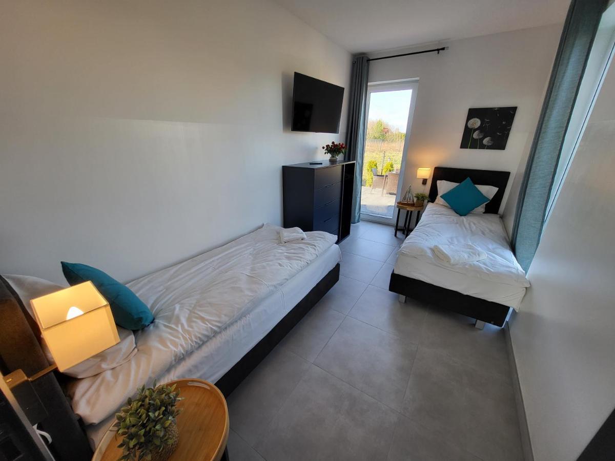 Robson Beach I Sauna, Jacuzzi Miedzywodzie Esterno foto